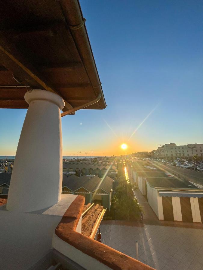 Domus Lido Villa ลิโด ดิ ออสเตีย ภายนอก รูปภาพ